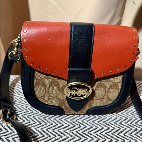 Coach Georgie Saddle Bag in Colorblock Signature Canvas & Rivets - 2021 - EUC - Picture 10 of 16